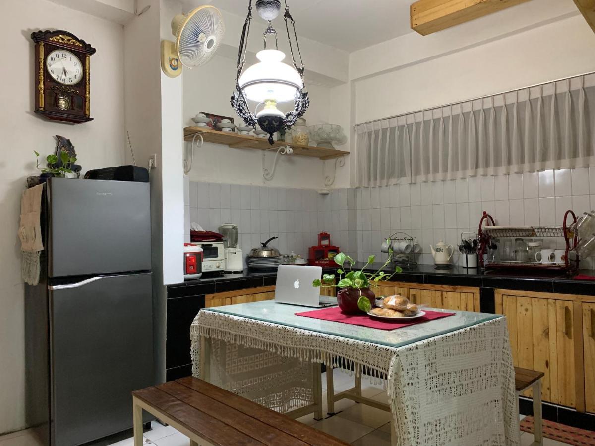 日惹 奥马赫里克旅舍酒店 外观 照片